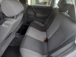 Volkswagen Polo 1.4 Advance 75CV  - Foto 11