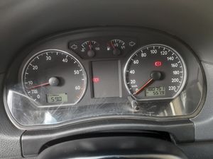 Volkswagen Polo 1.4 Advance 75CV  - Foto 13