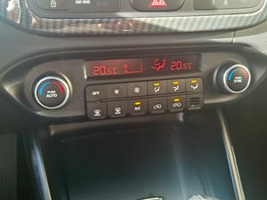 Kia Carens 1.6 GDi 99kW (135CV) Drive  - Foto 17