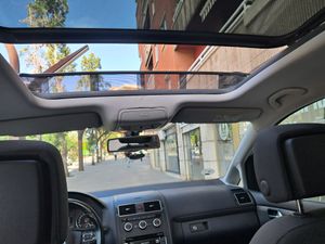 Volkswagen Touran 2.0 TDI 140cv DSG Advance  - Foto 12