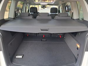 Volkswagen Touran 2.0 TDI 140cv DSG Advance  - Foto 13