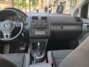 Volkswagen Touran 2.0 TDI 140cv DSG Advance  - Foto 10