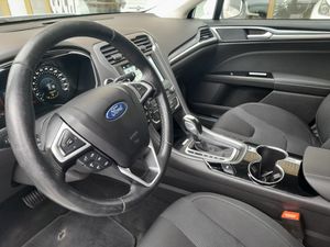 Ford Mondeo 2.0 TDCi 110kW PowerShift Titanium   - Foto 25
