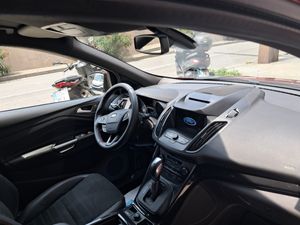 Ford Kuga 1.5 EcoBoost 129kW 4x4 ST-Line Auto  - Foto 15