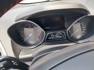 Ford Kuga 1.5 EcoBoost 129kW 4x4 ST-Line Auto  - Foto 18