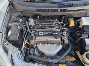 Chevrolet Aveo 1.2 16v LS  - Foto 11