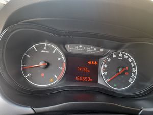 Opel Corsa 1.4 Expression 75 CV  - Foto 12