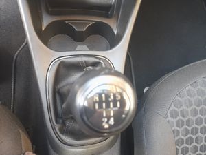 Opel Corsa 1.4 Expression 75 CV  - Foto 14