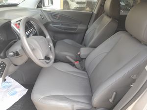 Hyundai Tucson 2.0 CDRi VGT Comfort  - Foto 9