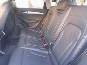 Audi Q5 2.0 TDI 150CV ultra S line edition  - Foto 12