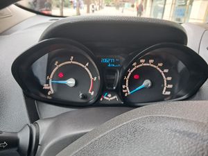 Ford Transit Courier Courier Kombi 1.5 TDCi 75cv Ambiente  - Foto 9