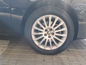 Alfa Romeo 147 1.6 TS 105CV Distinctive  - Foto 16