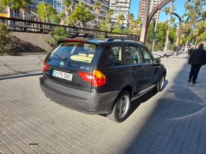 BMW X3 2.0d  - Foto 4