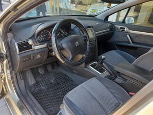 Peugeot 407 ST Confort HDI 136  - Foto 9