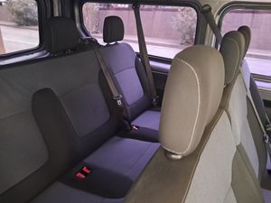 Opel Vivaro 1.6 CDTI SS 125 CV L1 2.7t Combi9  - Foto 8