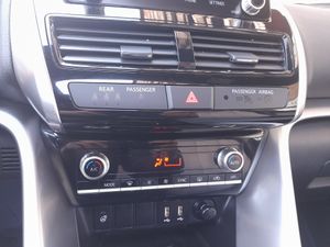 Mitsubishi Eclipse Cross 2.4 PHEV Kaiteki Auto 4WD  - Foto 20