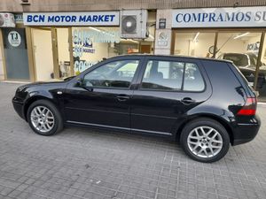 Volkswagen Golf 1.6 Conceptline 105CV  - Foto 6