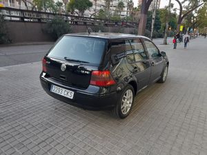 Volkswagen Golf 1.6 Conceptline 105CV  - Foto 4