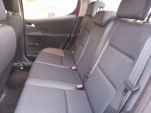 Peugeot 207 ACTIVE 1.4i 75  - Foto 7