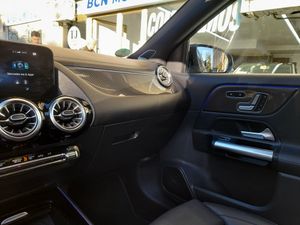 Mercedes GLA GLA 220 D 4MATIC  - Foto 24