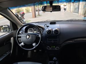 Chevrolet Aveo 1.4 16v LT  - Foto 7