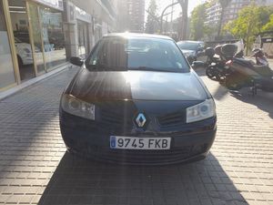 Renault Megane SEDAN CONFORT DYNAMIQUE 1.6 16V  - Foto 3