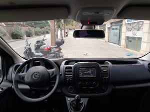 Opel Vivaro 1.6 CDTI SS 125 CV L1 2.7t Combi9  - Foto 5