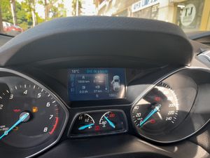 Ford Kuga 1.6 EcoBoost 150 A-S-S 4x2 Titanium  - Foto 15