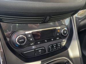 Ford Kuga 1.6 EcoBoost 150 A-S-S 4x2 Titanium  - Foto 17