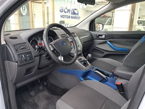 Ford Kuga 2.0 TDCi 2WD Titanium  - Foto 11