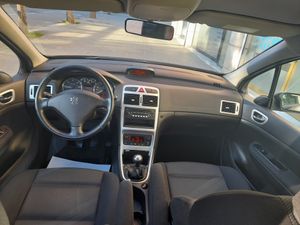 Peugeot 307 1.6 HDi DSign  - Foto 8