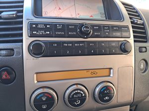 Nissan Pathfinder 2.5 dCi 174CV LE 7 plazas  - Foto 18