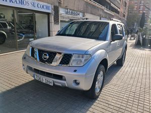 Nissan Pathfinder 2.5 dCi 174CV LE 7 plazas  - Foto 3