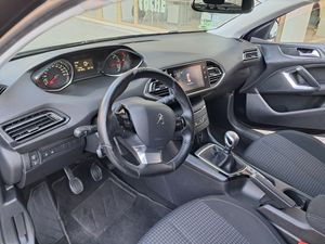 Peugeot 308 5p Business Line 1.6 BlueHDi 88KW (120CV  - Foto 13