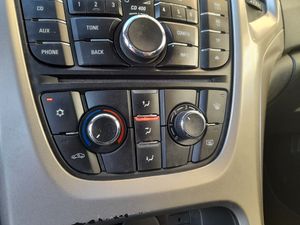 Opel Astra 1.6 Selective  - Foto 13