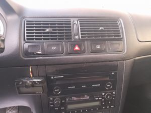 Volkswagen Golf 1.6 Conceptline 105CV  - Foto 12