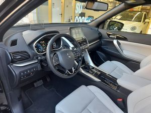 Mitsubishi Eclipse Cross 2.4 PHEV Kaiteki Auto 4WD  - Foto 12