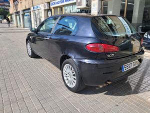 Alfa Romeo 147 147 1.6 TS 105CV Distinctive  - Foto 3