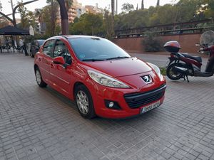 Peugeot 207 ACTIVE 1.4i 75  - Foto 3