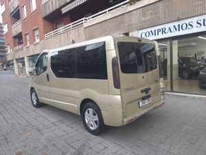 Renault Trafic Combi Furgon 27 Corto Normal 2.5dCi 140  - Foto 5