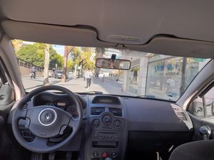 Renault Megane SEDAN CONFORT DYNAMIQUE 1.6 16V  - Foto 8