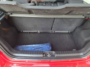 Chevrolet Aveo 1.4 16v LT  - Foto 10