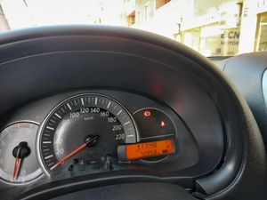 Nissan Micra 5p 1.2G (80CV) ACENTA  - Foto 17