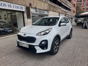 Kia Sportage 1.6 MHEV Business 100kW (136CV) 4x4  - Foto 2
