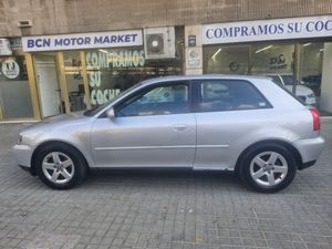 Audi A3  1.6 AMBIENTE  - Foto 8