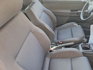 Volkswagen Polo 1.4i 75cv  - Foto 7