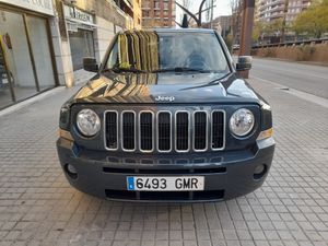 Jeep Patriot 2.0 TDCi 110kW PowerShift Titanium  - Foto 5