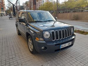 Jeep Patriot 2.0 TDCi 110kW PowerShift Titanium  - Foto 7