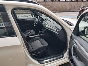 BMW X1 Sdrive 18d  - Foto 10