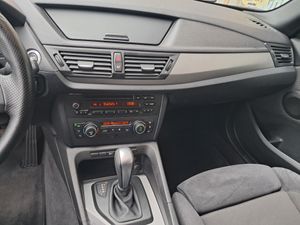 BMW X1 Sdrive 18d  - Foto 15